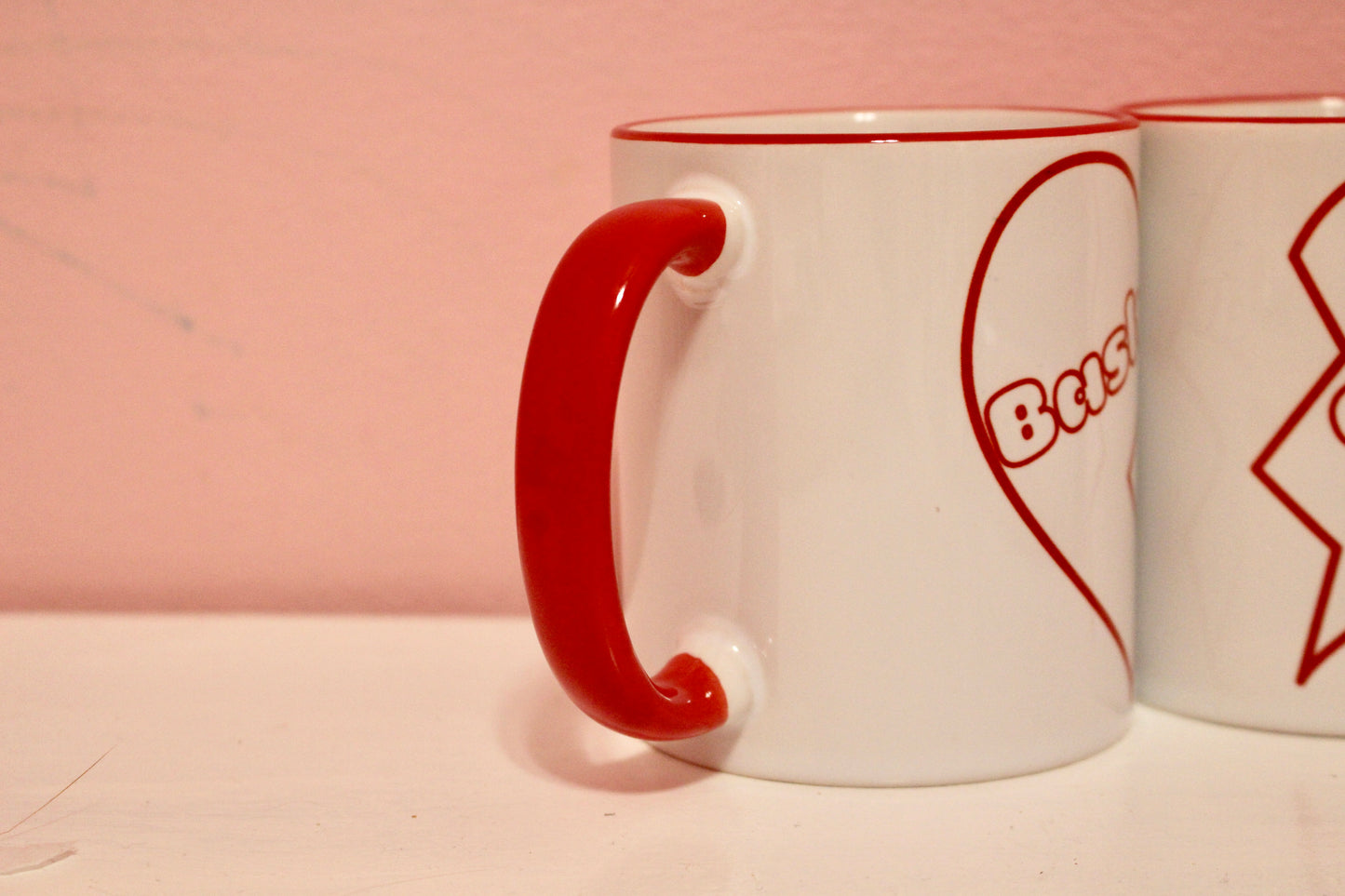 Bashert red handle mug set