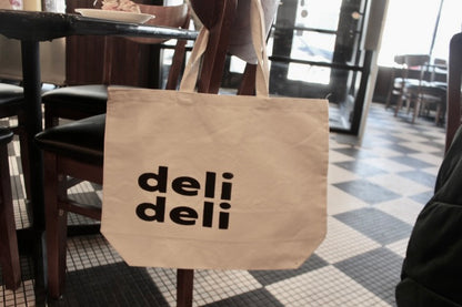 Deli Deli tote bag