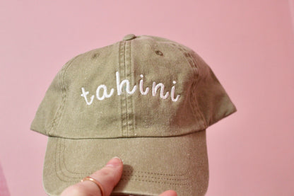 Tahini hat